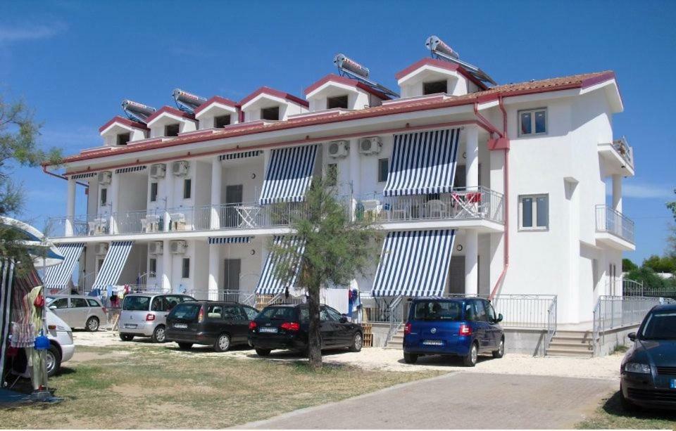Centro Turistico La Perla Del Gargano 호텔 포체 바라노 외부 사진